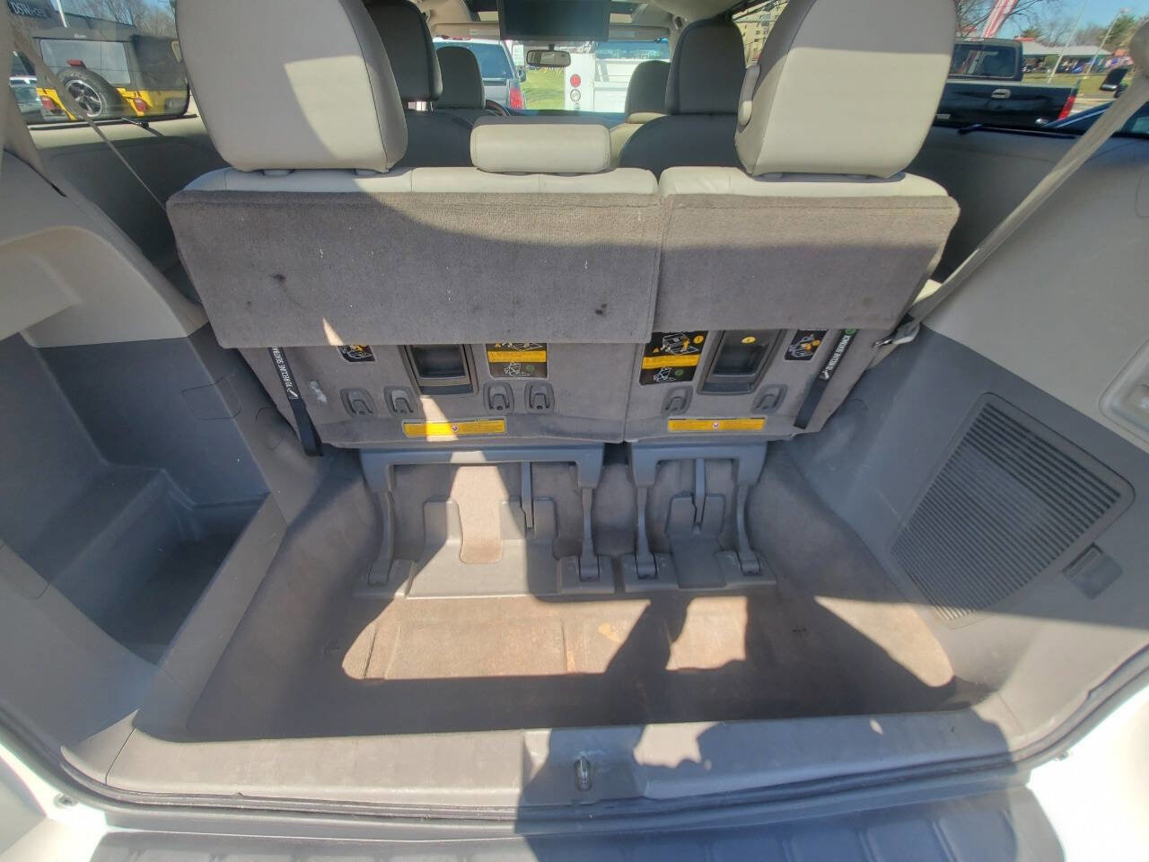 Used 2012 Toyota Sienna Limited w/ Premium Pkg AWD/4WD image 23