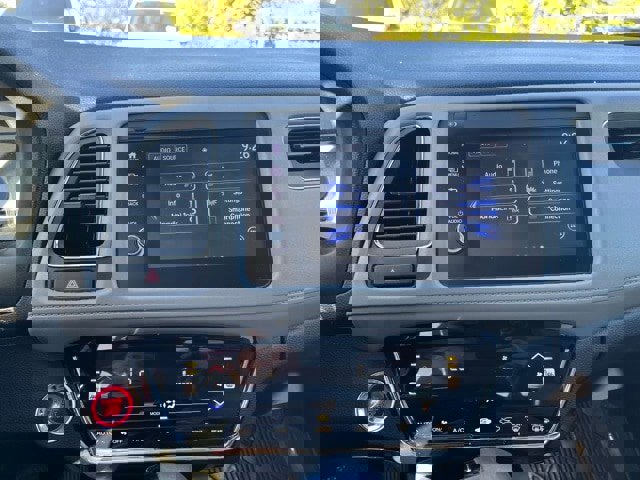 Used 2019 Honda HR-V EX-L image 7