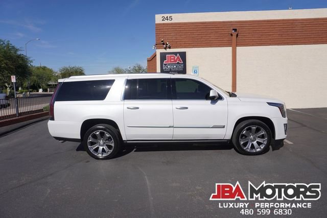 Used 2020 Cadillac Escalade ESV Platinum image 55