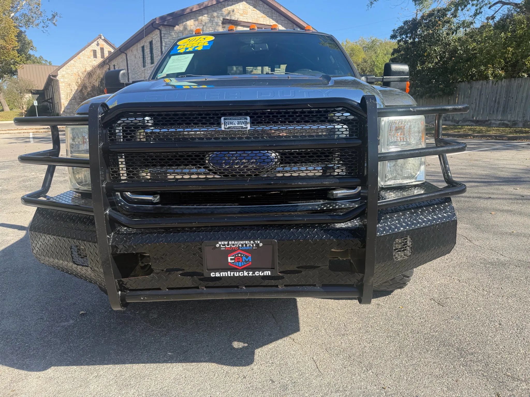 Used 2015 Ford F350 Lariat w/ Lariat Interior Package AWD/4WD image 2