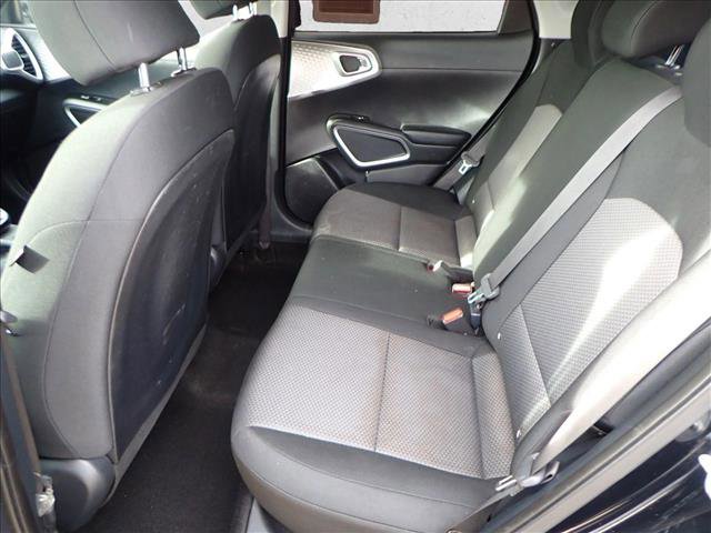 Used 2020 Kia Soul LX image 9