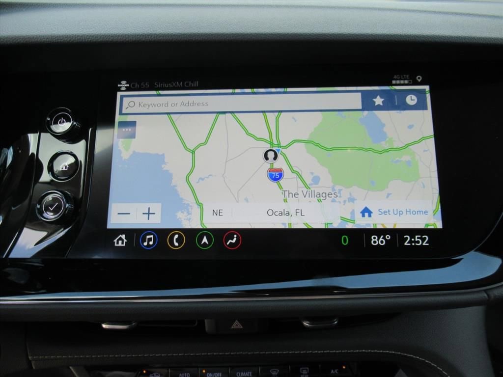 Used 2023 Buick Envision Avenir image 28