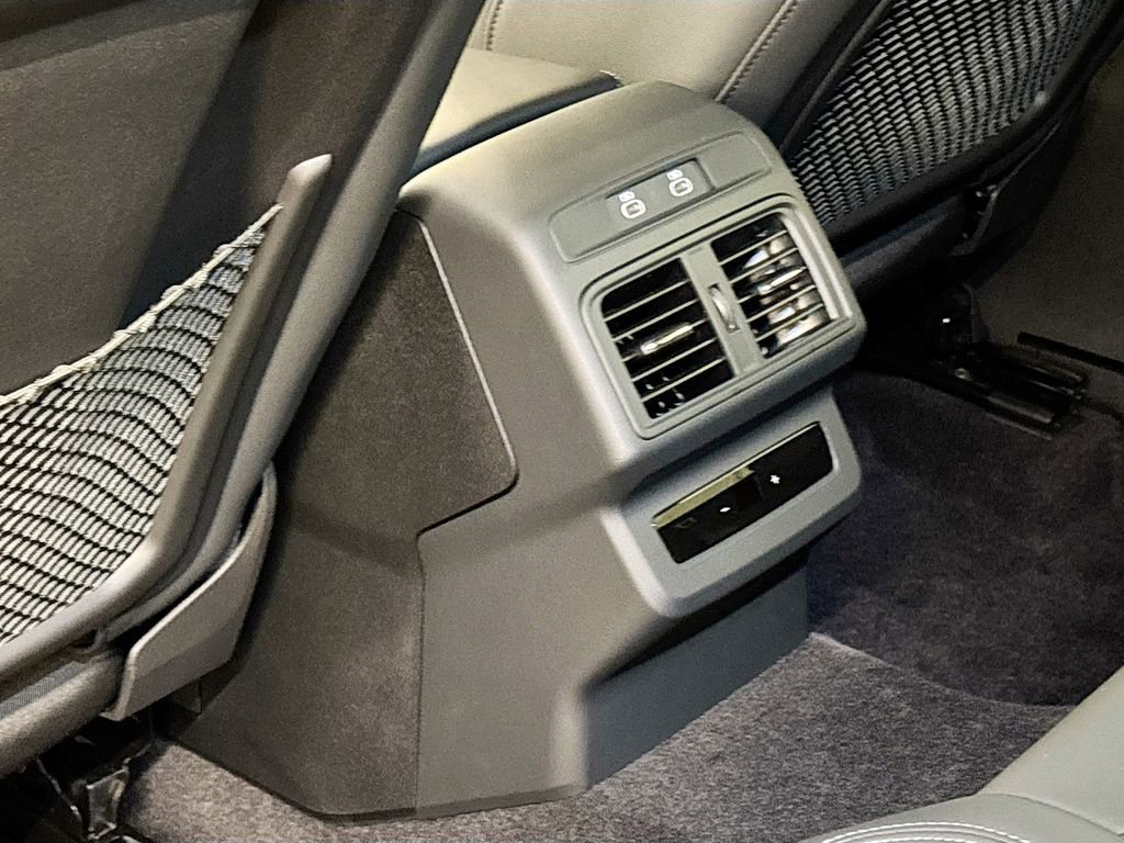 New 2025 Audi Q5 Premium Plus image 17