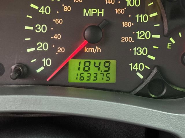 Used 2005 Ford Focus ZXW Wagon image 2