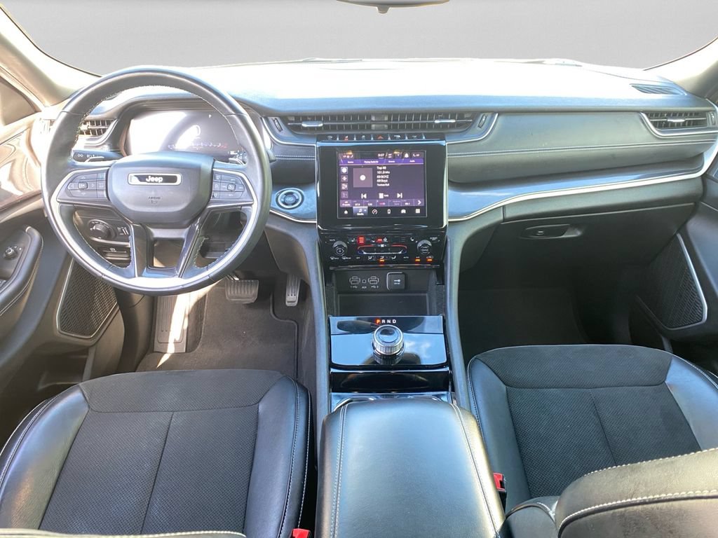 Used 2021 Jeep Grand Cherokee L Laredo RWD image 14