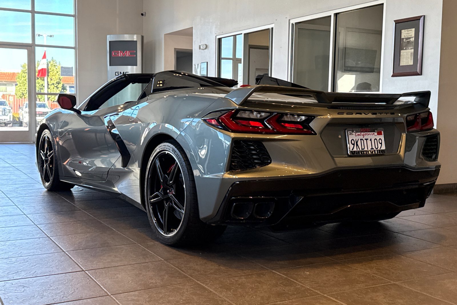 Used 2024 Chevrolet Corvette Stingray Preferred Conv w/ Z51 Performance Package image 6