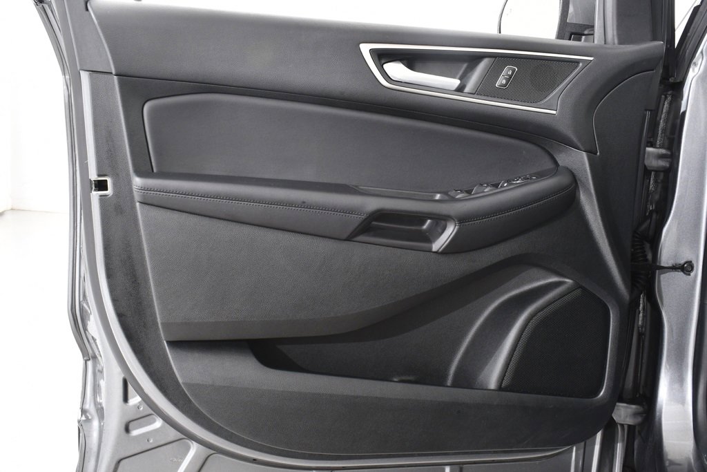 Used 2022 Ford Edge SEL w/ Convenience Package image 25