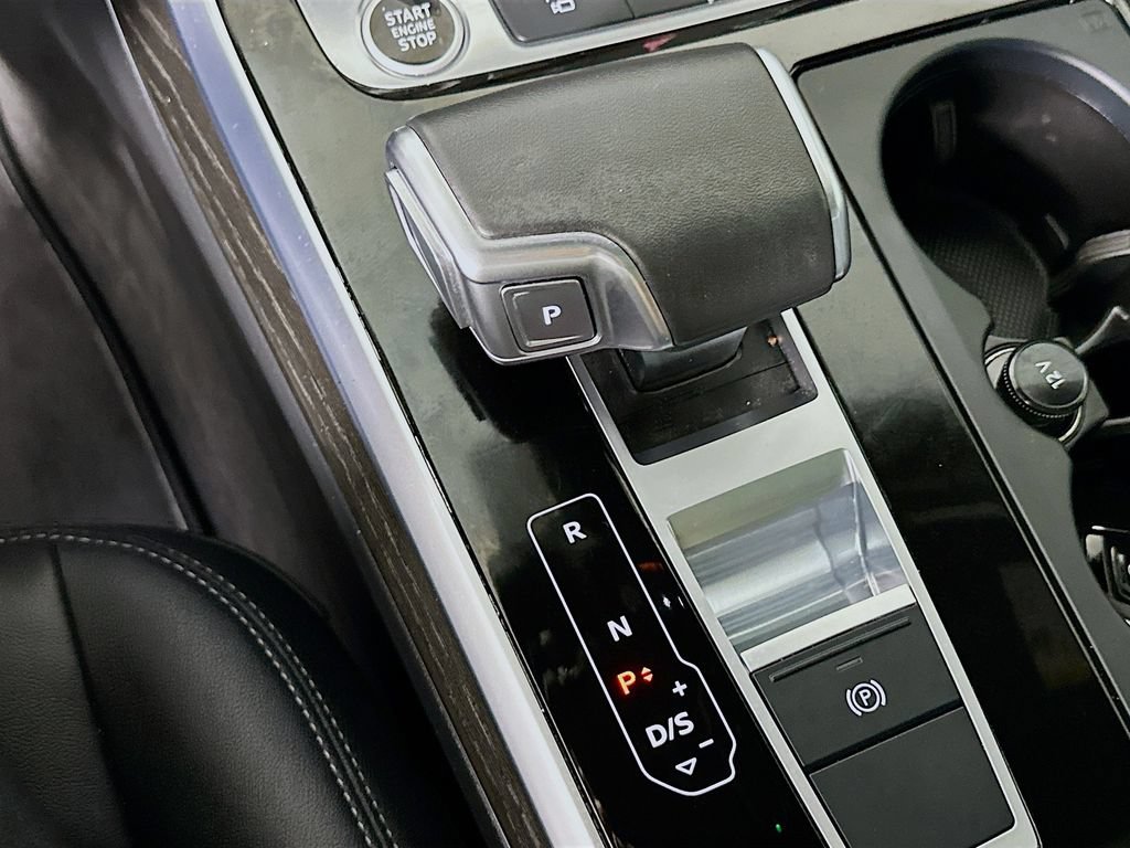 Used 2025 Audi Q7 2.0T Premium w/ Convenience Package AWD/4WD image 22