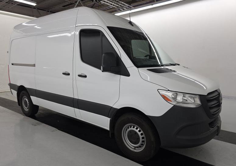 Used 2024 Mercedes-Benz Sprinter 2500 image 5