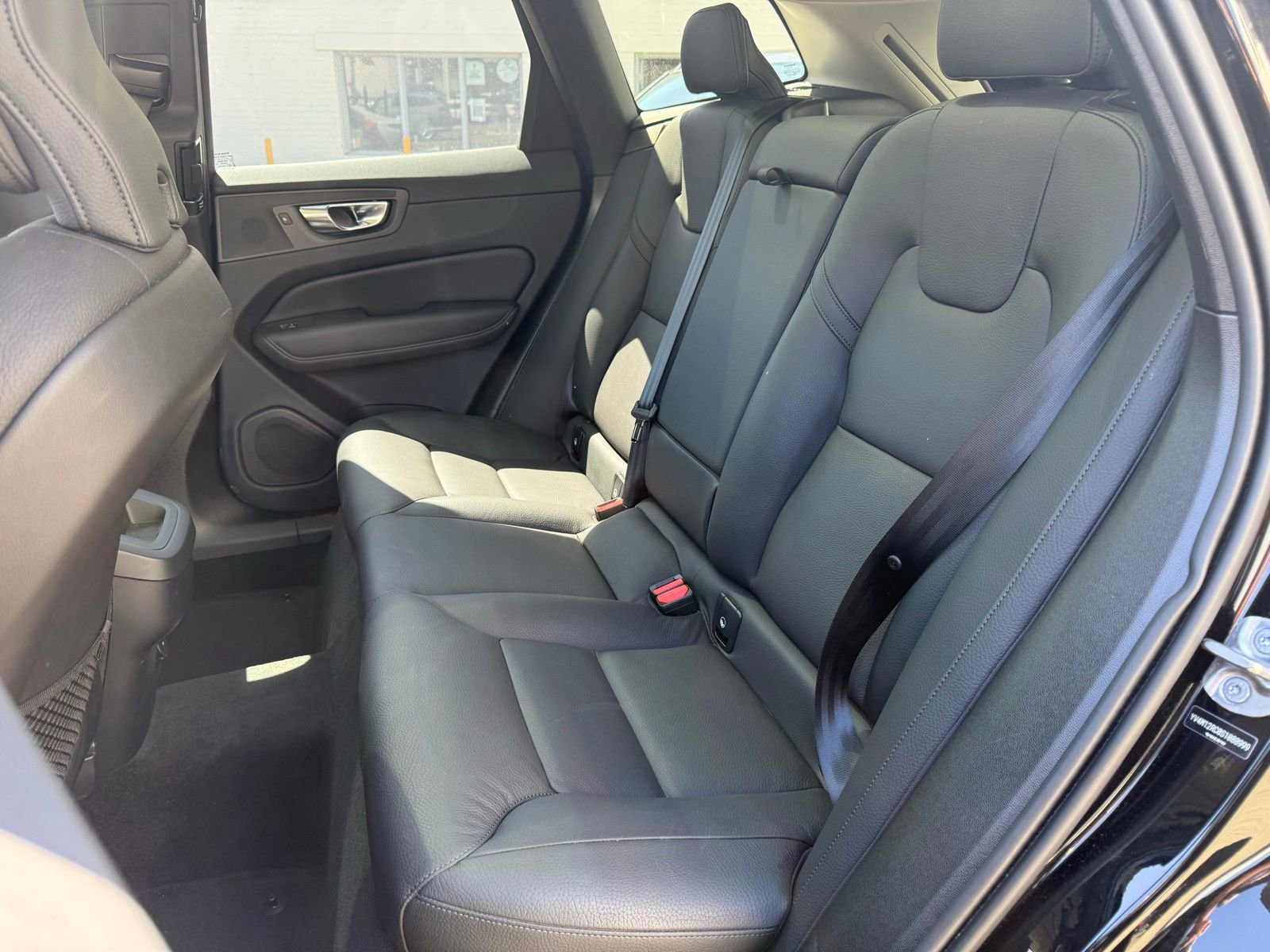 Used 2025 Volvo XC60 B5 Plus image 20