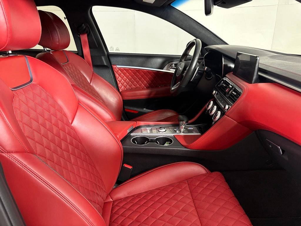 Used 2023 Genesis G70 3.3T w/ Sport Prestige Package RWD image 14