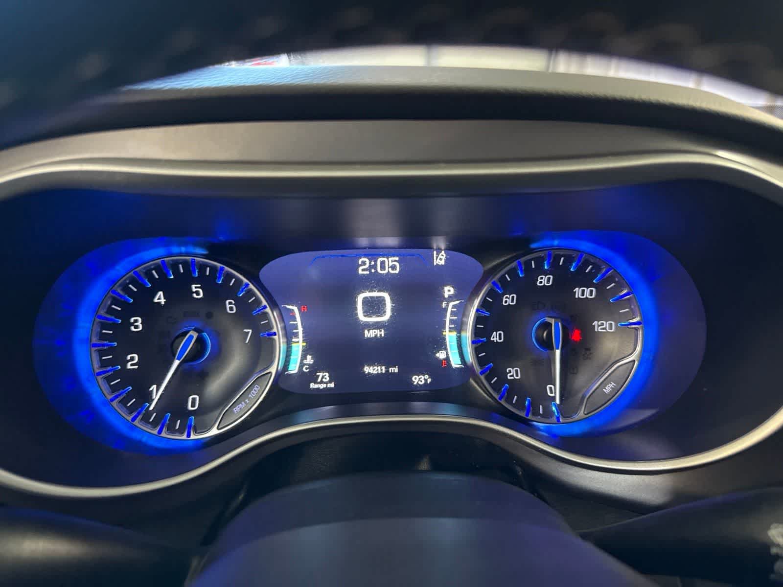 Used 2022 Chrysler Pacifica Touring-L FWD image 22