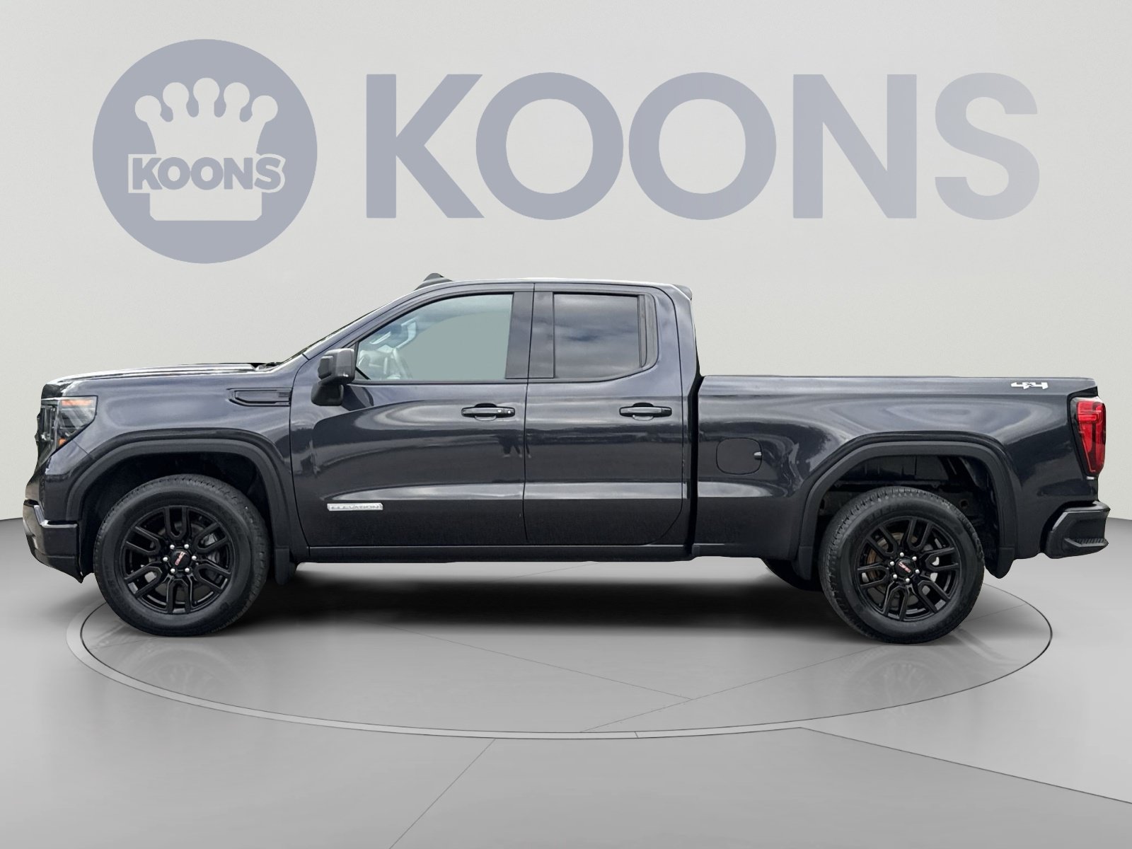 Used 2023 GMC Sierra 1500 Elevation AWD/4WD image 2