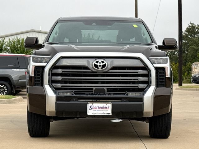 Used 2024 Toyota Tundra Limited w/ Power Package AWD/4WD image 2