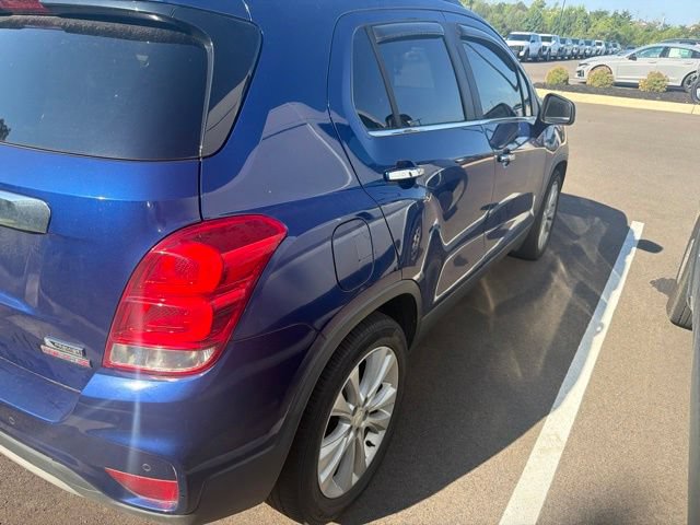 Used 2017 Chevrolet Trax Premier w/ Driver Confidence II Package FWD image 5