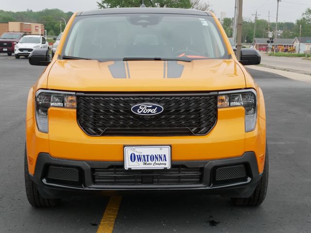 New 2026 Ford Maverick XLT w/ Equipment Group 301A AWD/4WD image 2