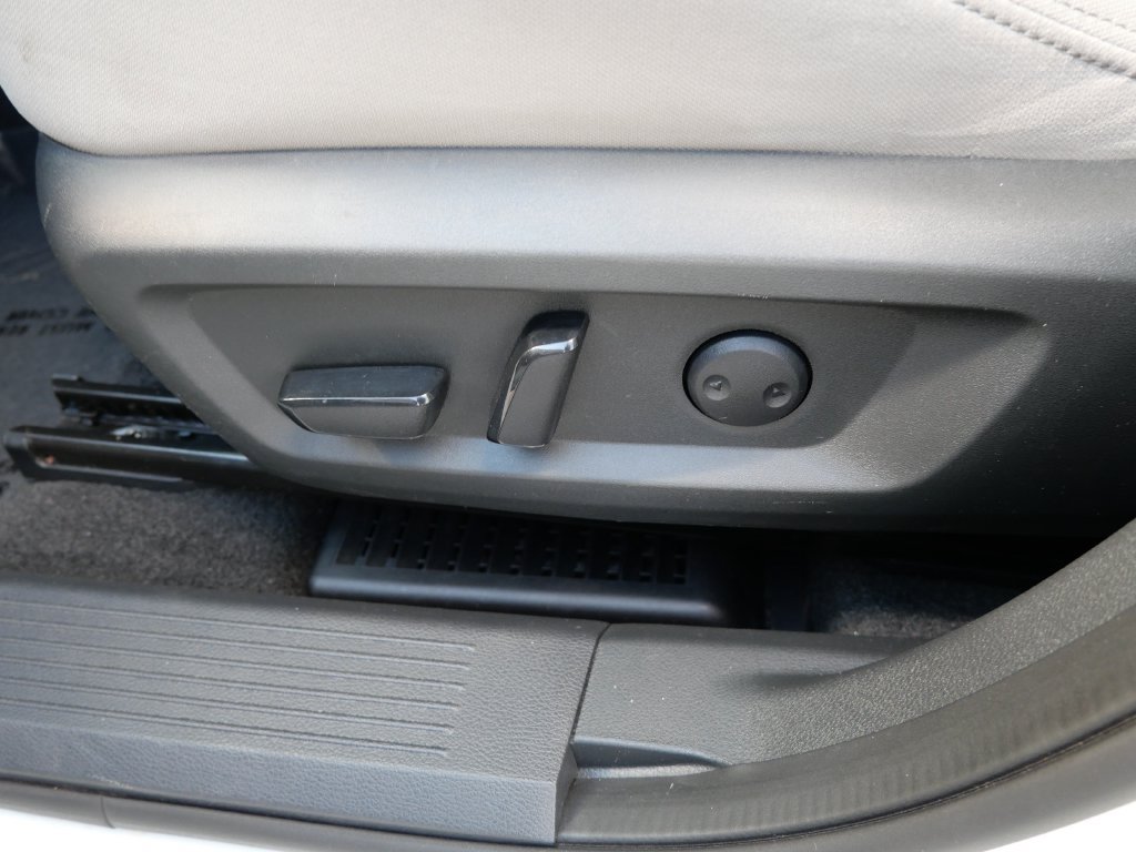Used 2022 Nissan Rogue SV AWD/4WD image 15