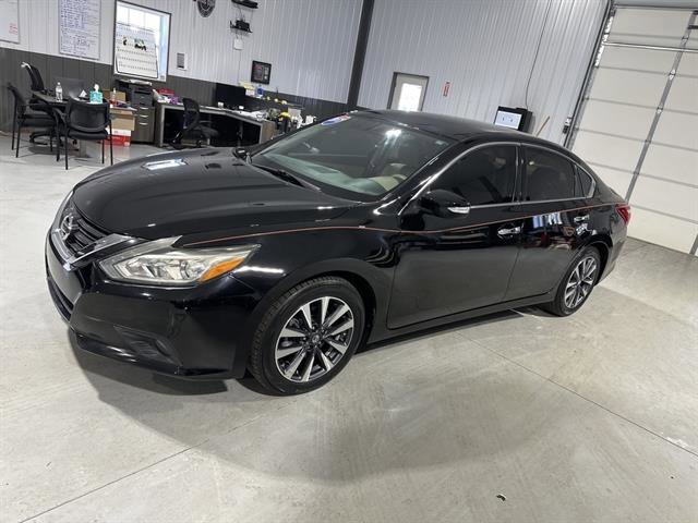 Used 2017 Nissan Altima 2.5 SL image 3