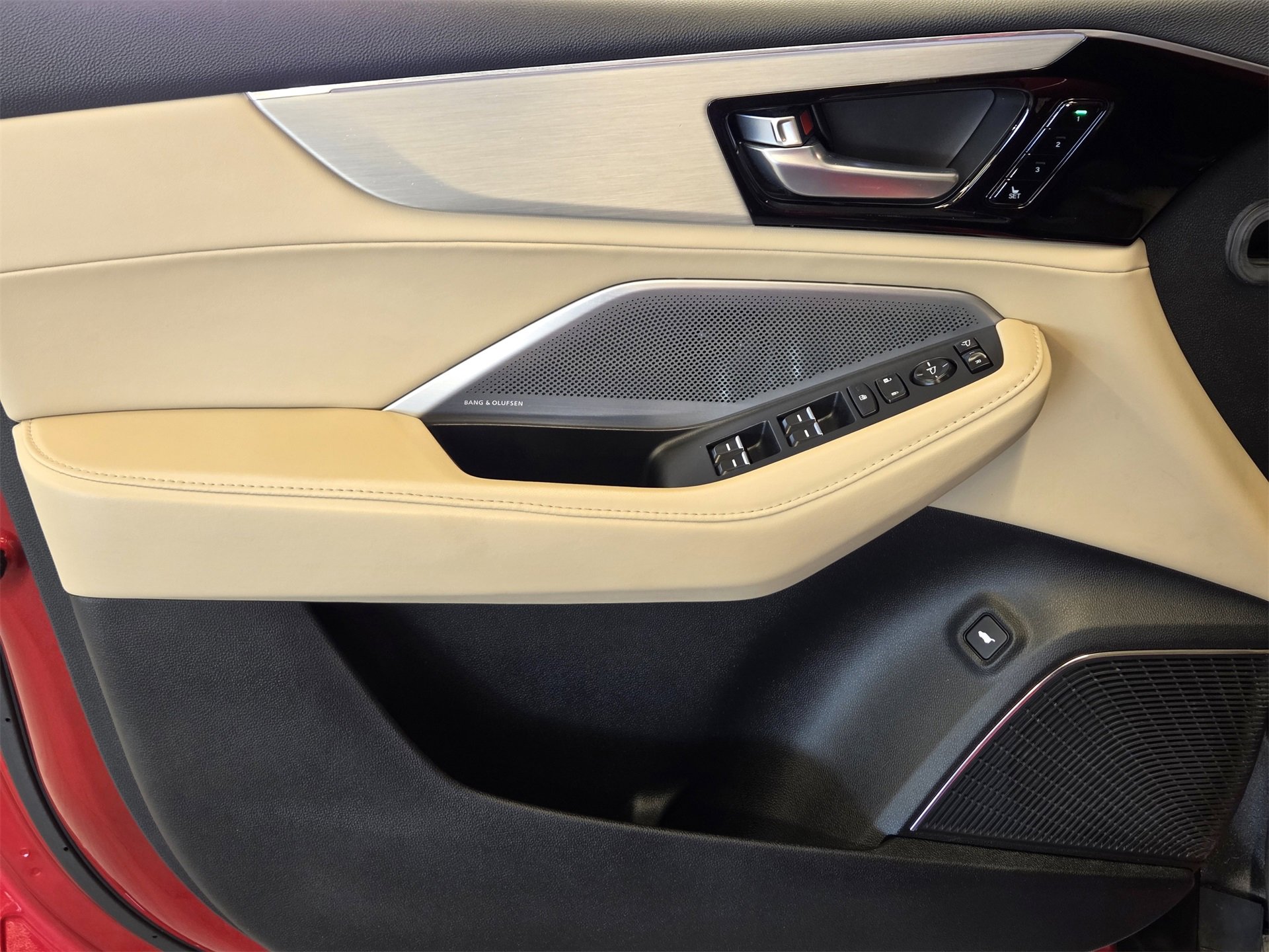 Used 2025 Acura MDX w/ Technology Package image 15