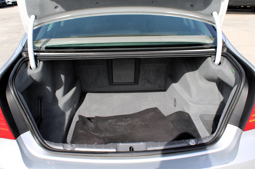 Used 2009 BMW 750Li 750Li image 37