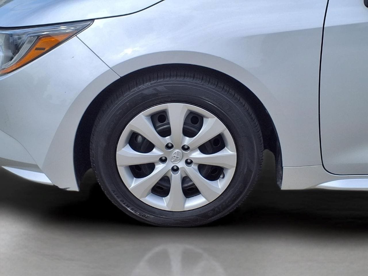 Certified 2024 Toyota Corolla LE FWD image 9