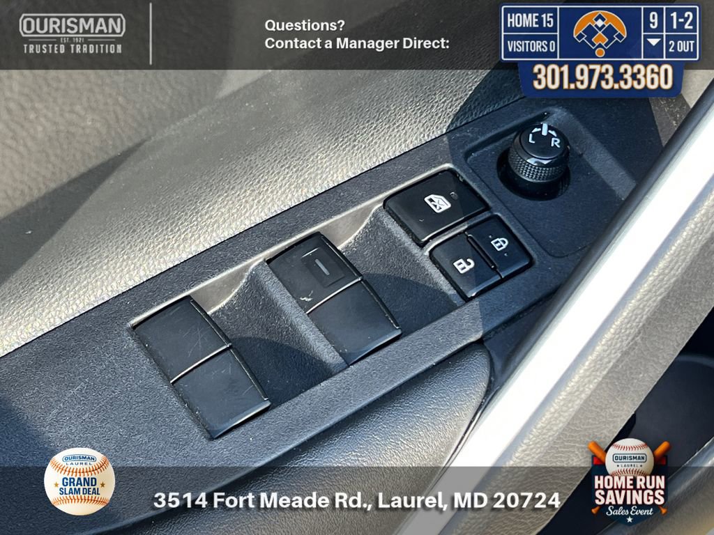 Used 2024 Toyota Corolla Cross LE AWD/4WD image 7