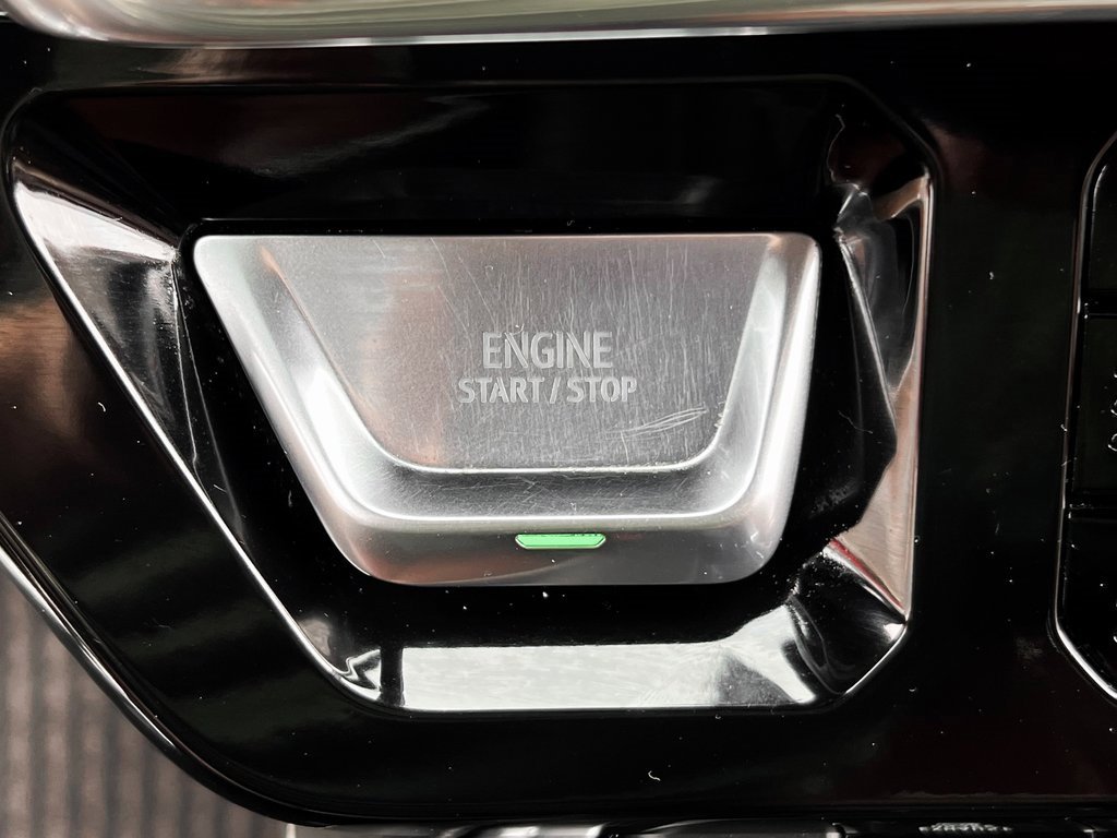 Used 2024 GMC Sierra 3500 Denali Ultimate image 11