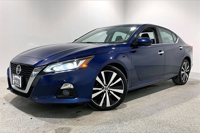 Used 2019 Nissan Altima 2.5 Platinum image 3