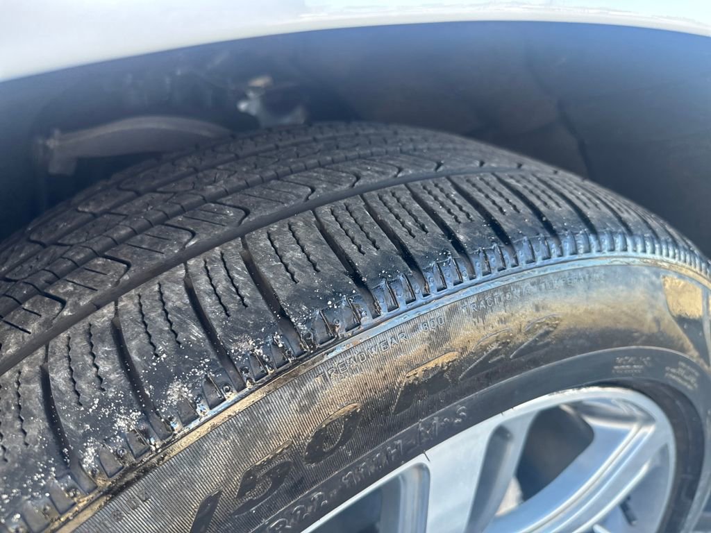 Used 2023 Cadillac Escalade Premium Luxury w/ Performance Package image 30