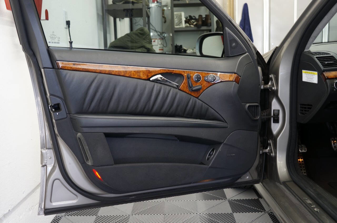 Used 2006 Mercedes-Benz E 55 AMG Sedan image 16