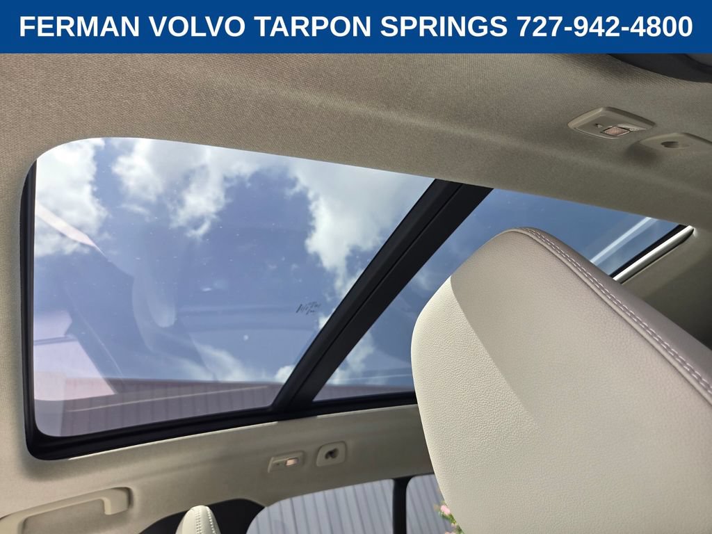 New 2026 Volvo XC40 B5 Plus w/ Protection Package Premier AWD/4WD image 24