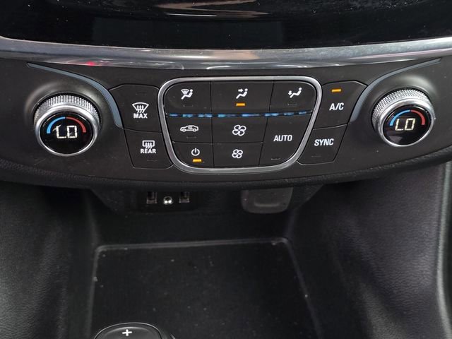 Used 2020 Chevrolet Traverse LS image 16