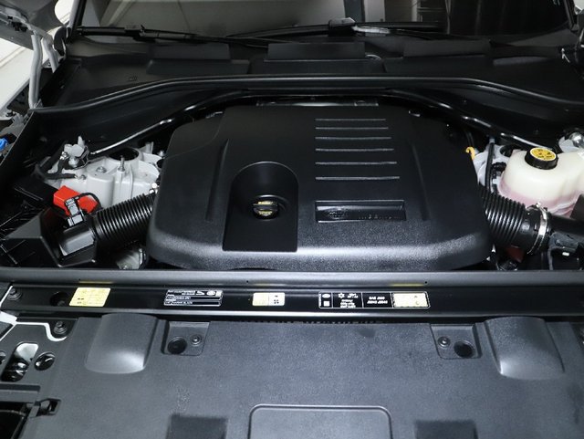 Certified 2026 Land Rover Range Rover Sport Dynamic SE AWD/4WD image 36