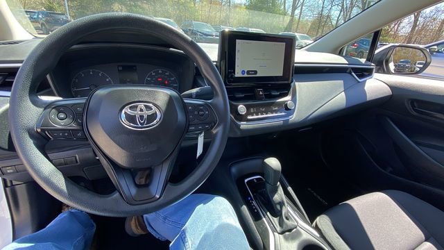 Used 2025 Toyota Corolla LE FWD image 19