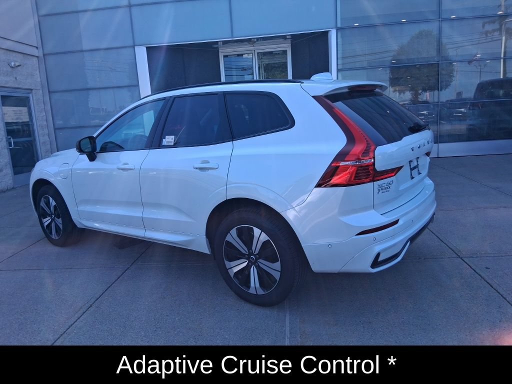 Used 2025 Volvo XC60 T8 Plus w/ Climate Package AWD/4WD image 6
