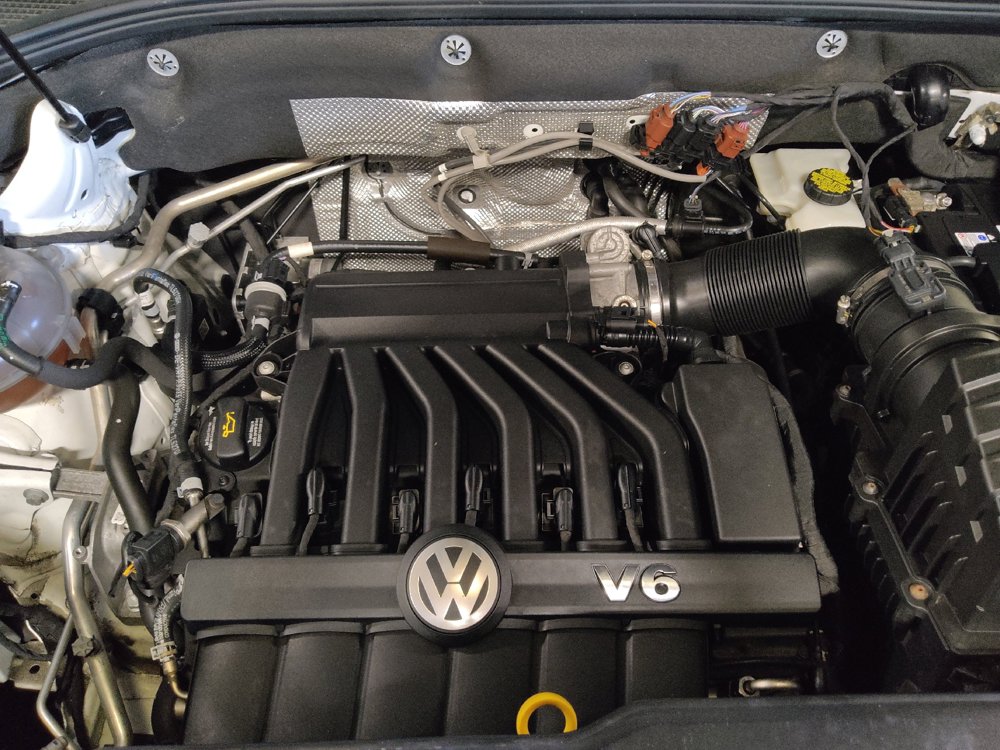 Used 2021 Volkswagen Atlas Cross Sport SE FWD image 30