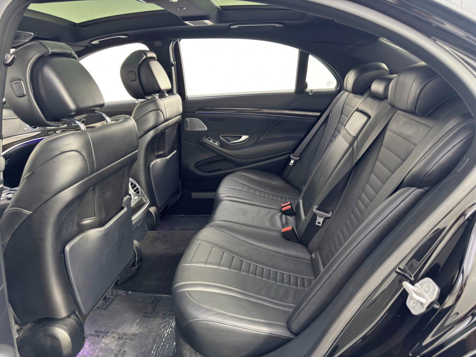 Used 2015 Mercedes-Benz S 550 Sedan image 41