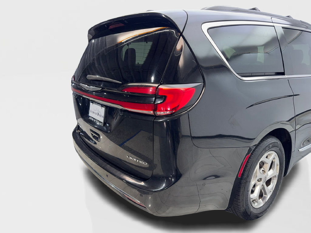 Used 2022 Chrysler Pacifica Limited FWD image 20