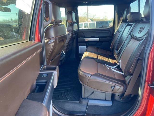 Used 2025 Ford F350 King Ranch w/ FX4 Off-Road Package image 13
