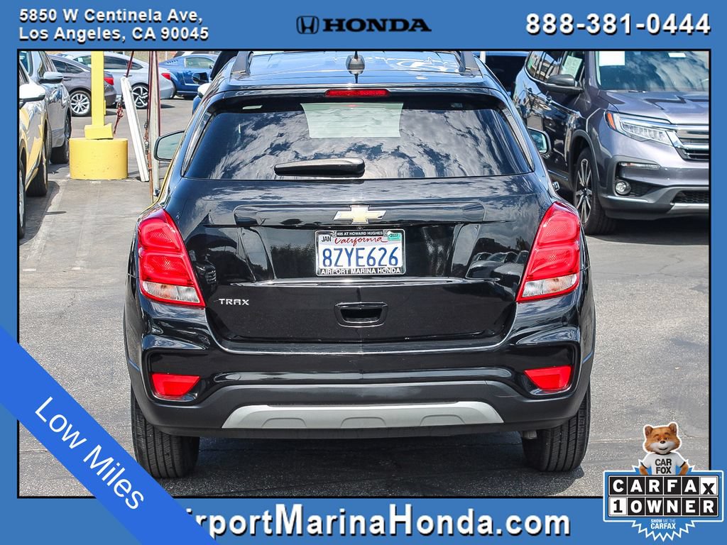 Used 2022 Chevrolet Trax LT w/ LT Convenience Package FWD image 11