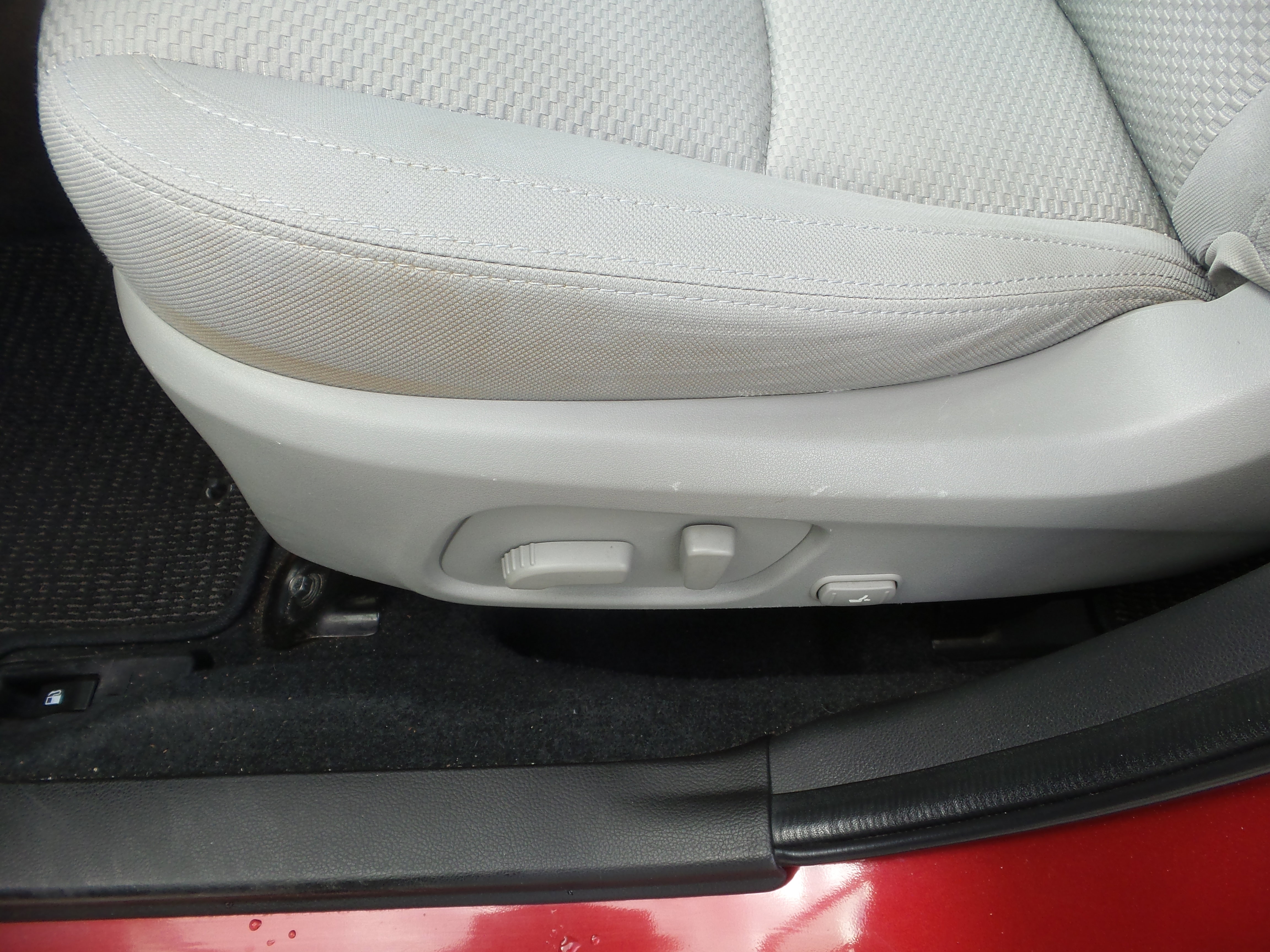 Used 2014 Subaru Forester 2.5i Premium w/ Popular Package #2 image 34