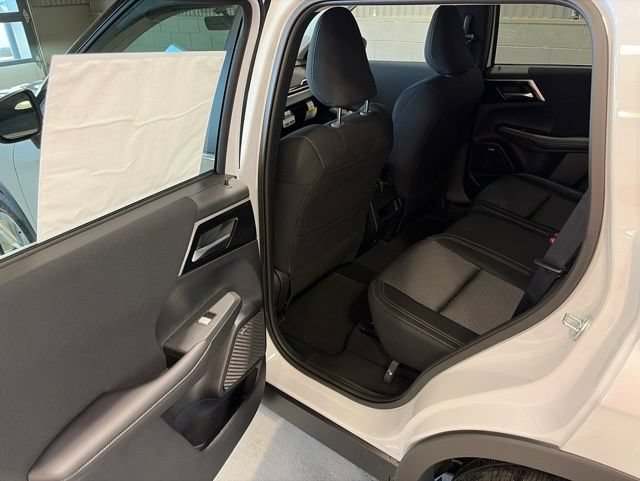 New 2026 Mitsubishi Outlander ES AWD/4WD image 12