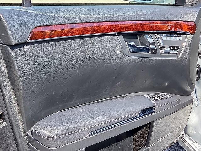 Used 2010 Mercedes-Benz S 550 image 16