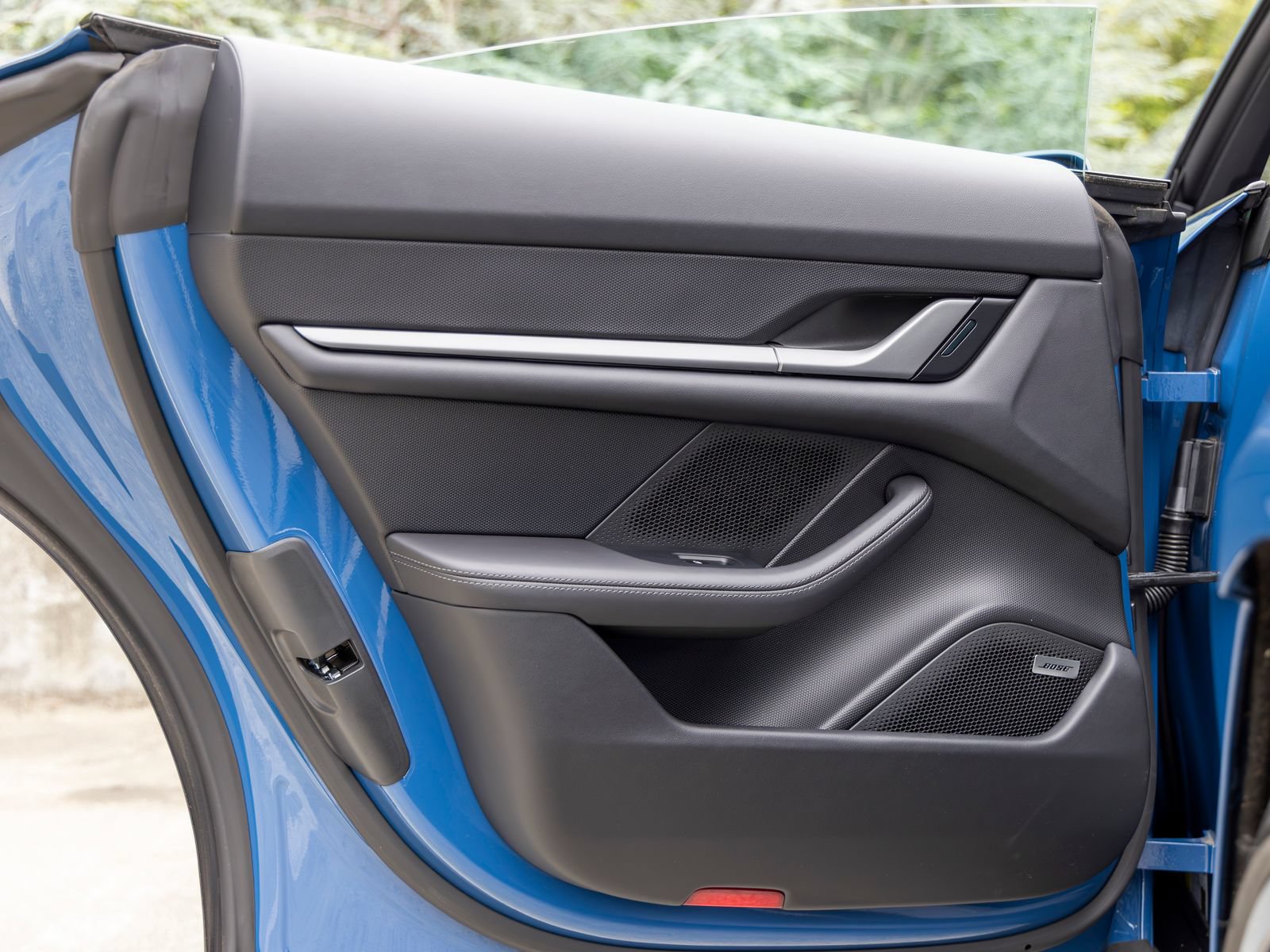 Certified 2025 Porsche Taycan RWD image 46