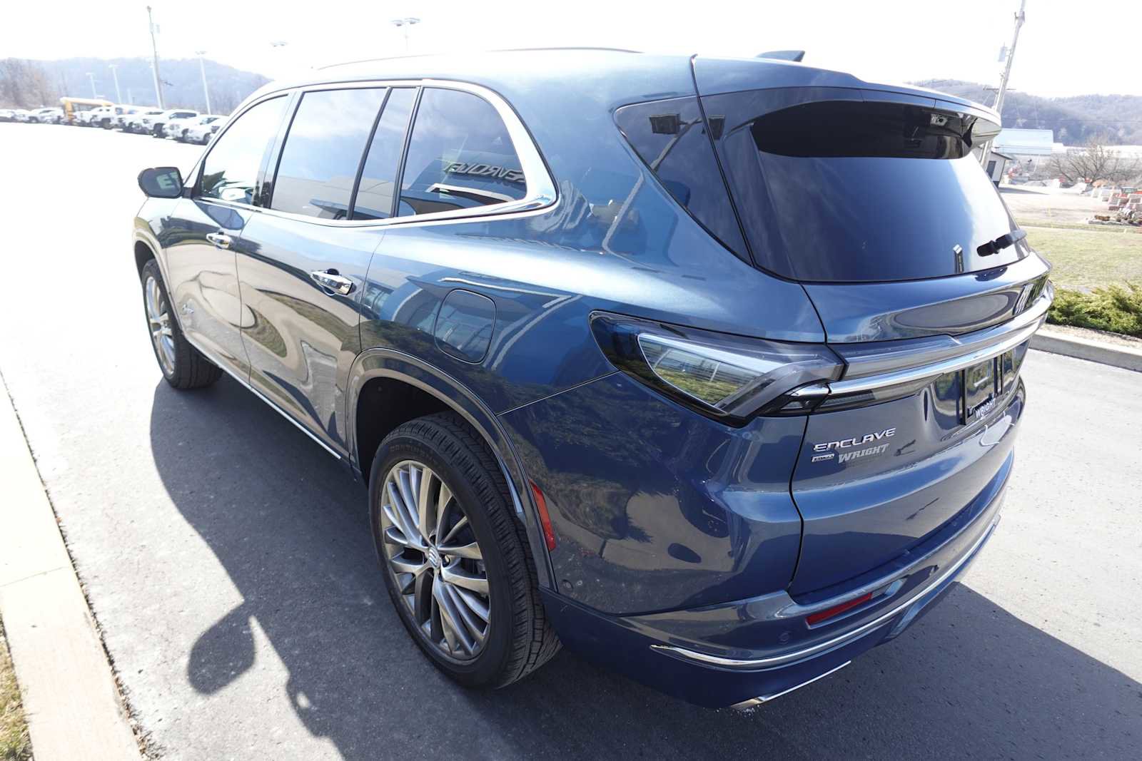 New 2026 Buick Enclave Avenir w/ Super Cruise Package AWD/4WD image 5