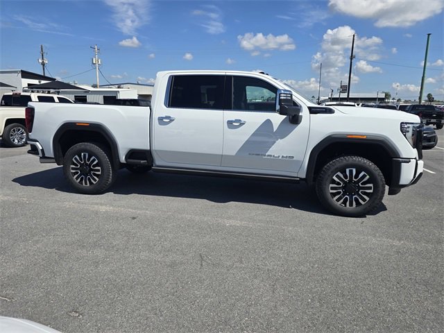 New 2026 GMC Sierra 2500 Denali Ultimate image 4