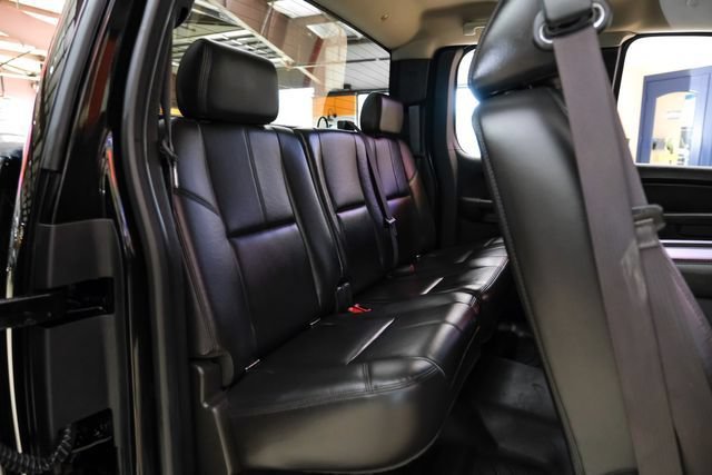 Used 2011 Chevrolet Silverado 2500 LTZ w/ LTZ Plus Package AWD/4WD image 26