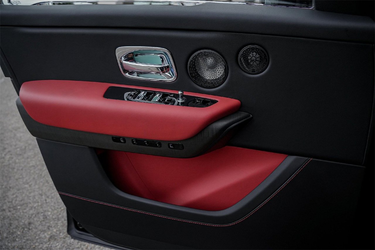 New 2026 Rolls-Royce Cullinan image 32