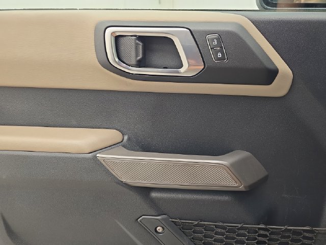 Certified 2022 Ford Bronco Wildtrak AWD/4WD image 37