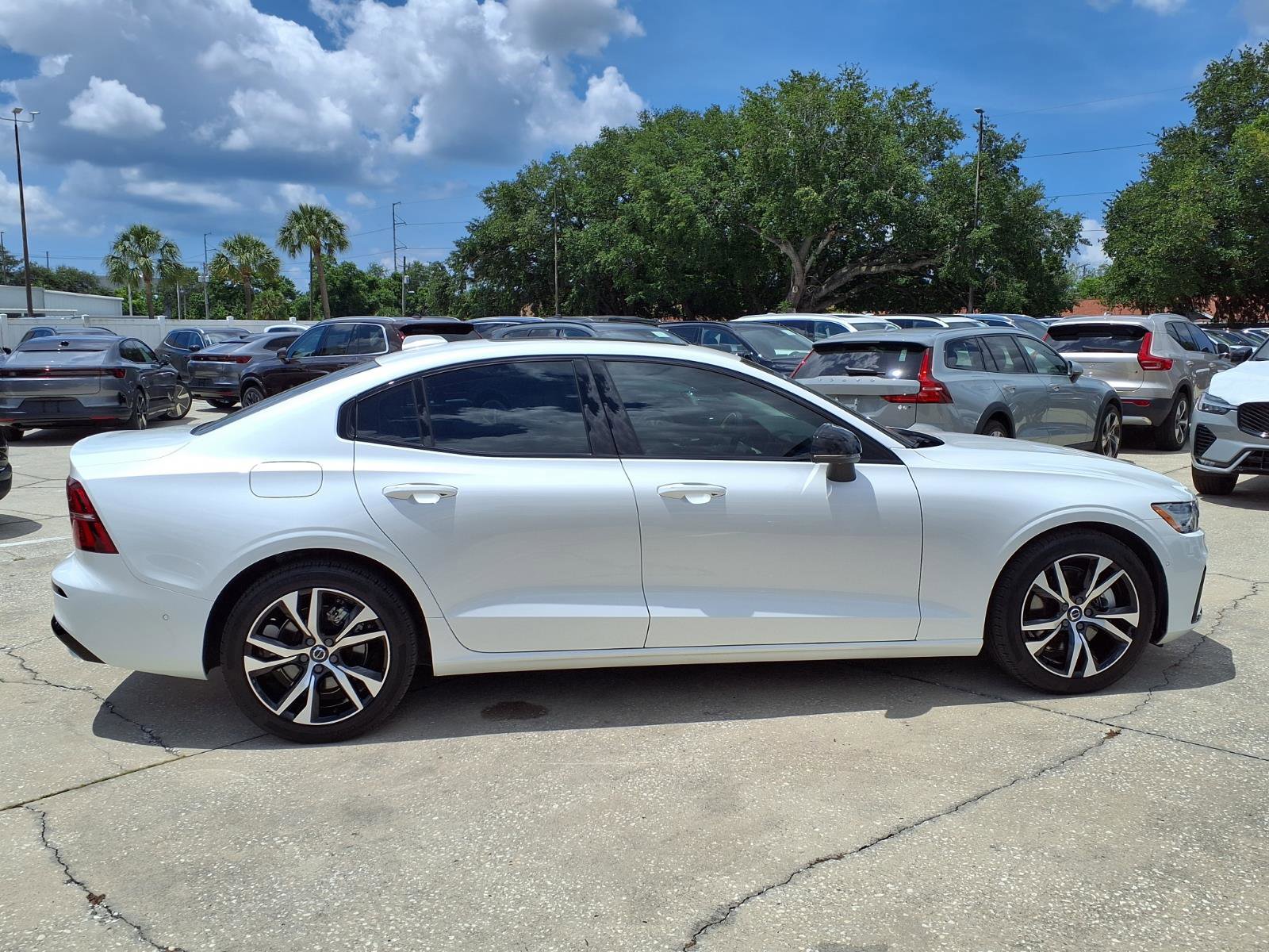 Certified 2025 Volvo S60 B5 Plus FWD image 8
